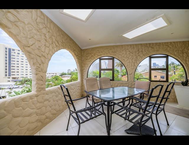 3 BEDROOM APARTMENT FOR SALE IN UMHLANGA CENTRAL